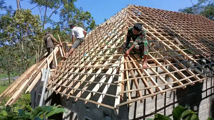 Perhitungan Jarak Reng Kayu