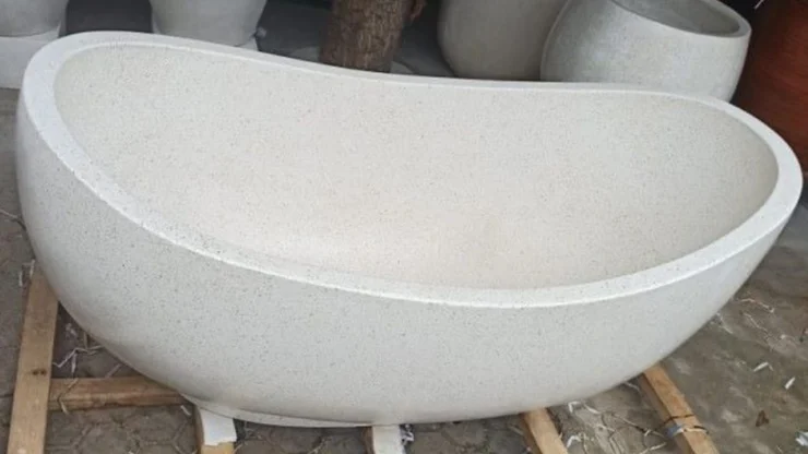 Terrazzo Bathtub Tipe Perahu Putih